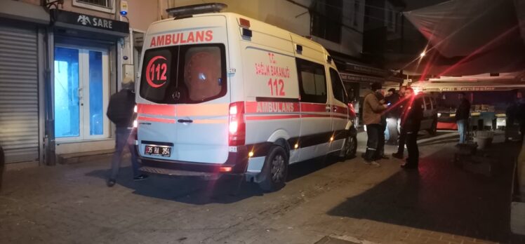 İzmir'de bir iş yerinde 2 kişi ölü bulundu