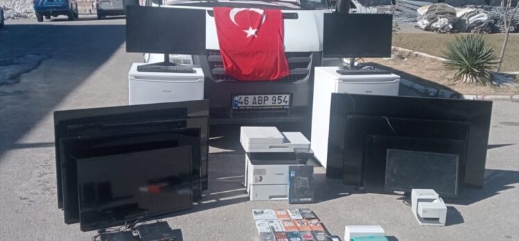 Kahramanmaraş'ta market ve evlerden hırsızlık yaptığı öne sürülen kişi tutuklandı