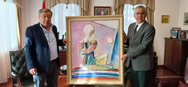 Kazak ressam tablosunu satarak Türkiye’deki depremzedeler için bağış yaptı