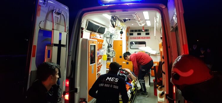 Kocaeli'de cip ile otomobilin çarpıştığı kazada 6 kişi yaralandı