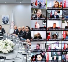 Milli Eğitim Bakanı Özer, 71 il milli eğitim müdürüyle çevrim içi toplantı gerçekleştirdi: