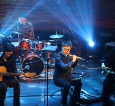 Pekin'de, depremzedeler için “Şarkılar Türkiye İçin” konseri düzenlendi