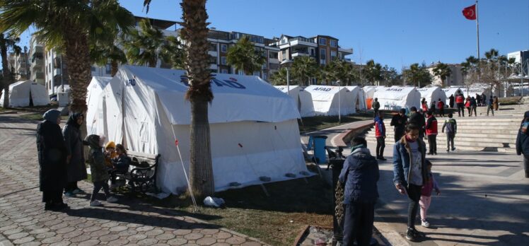 Şanlıurfa'da 25 bin depremzede çadırlarda kalıyor