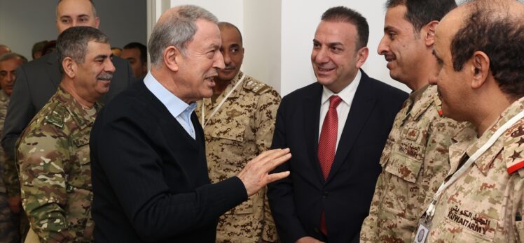 Türkiye, Azerbaycan ve Gürcistan Savunma Bakanları Sarıkamış'ta bir araya geldi