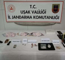 Uşak'ta uyuşturucu operasyonunda yakalanan 2 zanlı tutuklandı