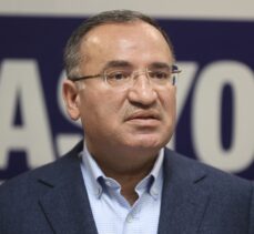 Adalet Bakanı Bozdağ, depremlerden etkilenen Şanlıurfa'da incelemede bulundu: