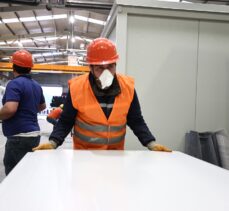 Adıyaman'da 47 yakınını kaybeden depremzede Düzce'de afetzedeler için konteyner üretiyor