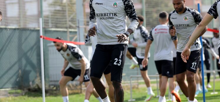 Alanyaspor, Başakşehir maçı hazırlıklarını tamamladı