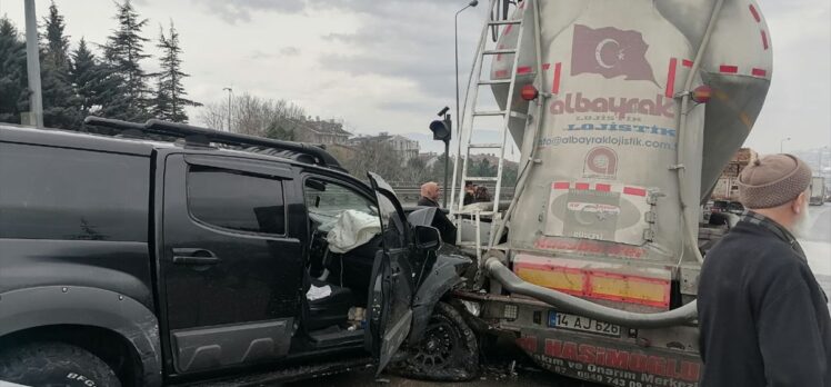 Anadolu Otoyolu'nda zincirleme kazalar nedeniyle İstanbul istikameti ulaşıma kapandı