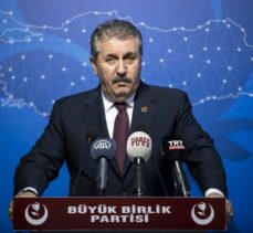 BBP Genel Başkanı Destici, Akşener'in, altılı masaya ilişkin açıklamalarını değerlendirdi: