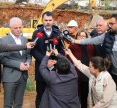 Çevre, Şehircilik ve İklim Değişikliği Bakanı Kurum, Nurdağı'nda deprem konutlarına ilişkin konuştu:
