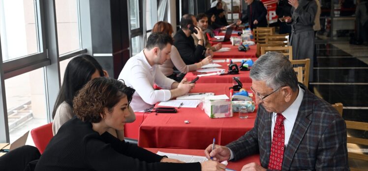 CHP'de milletvekili aday adaylığı başvuruları başladı