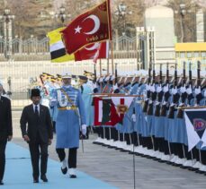 Cumhurbaşkanı Erdoğan, Brunei Darusselam Sultanı Waddaulah'ı resmi törenle karşıladı
