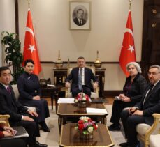 Cumhurbaşkanı Yardımcısı Oktay, Moğolistan Dışişleri Bakanı Battsetseg'i kabul etti