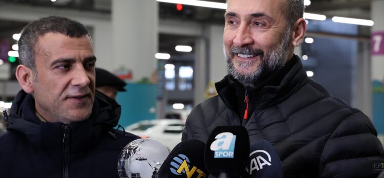 Dünya şampiyonu bilardocular Semih Saygıner-Tayfun Taşdemir ikilisi yurda döndü