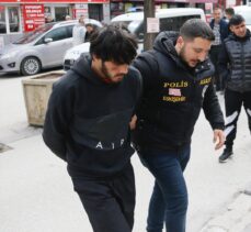 Eskişehir'de çıkan bıçaklı kavgada İran uyruklu bir kişiyi öldürdüğü iddia edilen 6 şüpheli yakalandı