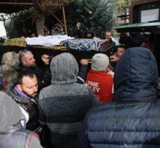 GÜNCELLEME – Eskişehir'de tramvay yolunda hafif ticari aracın çarptığı lise öğrencisi öldü