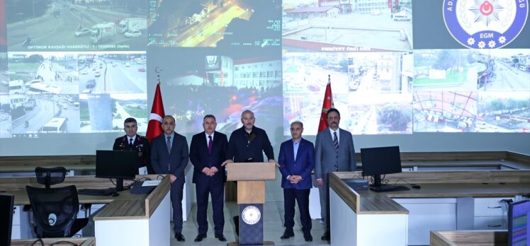 İçişleri Bakanı Soylu, Adana'da “Kökünü Kurutma Operasyonu”na ilişkin konuştu:
