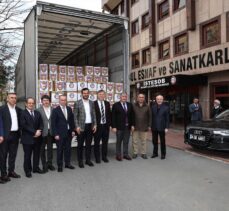İstanbul'daki taksi, minibüs ve kamyon şoförlerinden Malatya'daki depremzedelere yardım tırı