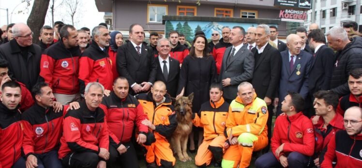 Macaristan Cumhurbaşkanı Novak, Kocaeli'de kahraman köpek “Mancs”in heykelinin açılışında konuştu: