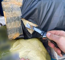 Mersin'de baharat paketlerine gizlenmiş 35 kilogram esrar ele geçirildi