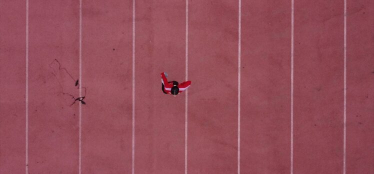 Rekortmen atlet Ayça Fidanoğlu, 2024 Paris Olimpiyatları hedefine koşar adım yaklaşıyor