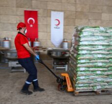 Türk Kızılay, 6 Şubat'tan bu yana deprem bölgesinde 170 milyon öğün yemek dağıttı