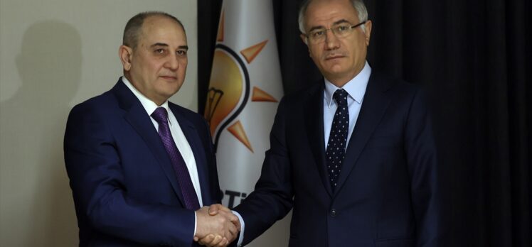 Yeni Azerbaycan Partisi heyeti, AK Parti Genel Başkan Yardımcısı Ala'yı ziyaret etti