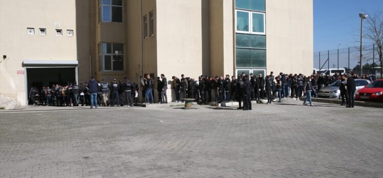 “50. Kökünü Kurutma Operasyonu”nda gözaltına alınan 215 şüpheliden 32'si tutuklandı