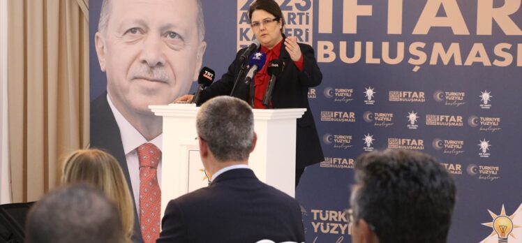 Aile ve Sosyal Hizmetler Bakanı Yanık, Kayseri'de iftar programına katıldı: