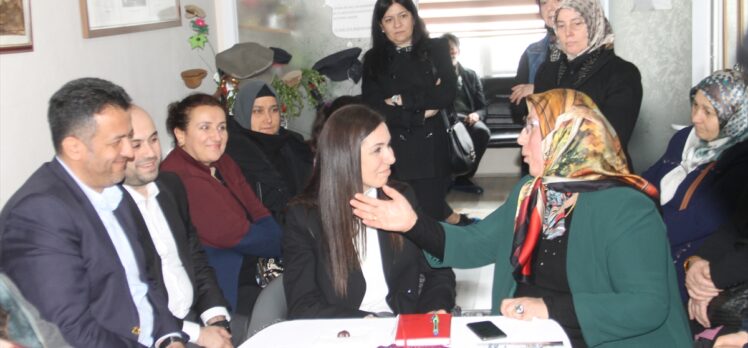 AK Parti'li Karaaslan, Samsun'da dernek ziyaretlerinde bulundu: