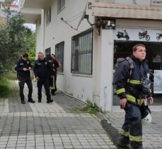 Antalya'da ev yangınında dumandan etkilenen iki çocuk hastaneye kaldırıldı