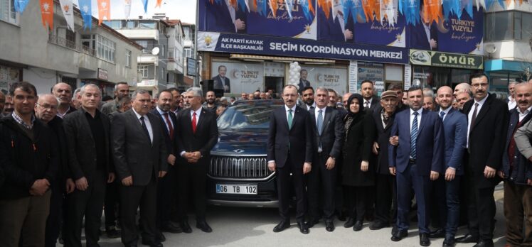 Bakan Muş, Samsun'da Seçim Koordinasyon Merkezi'nin açılışına Togg T10X ile geldi