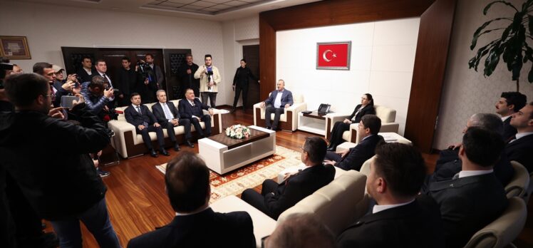 Dışişleri Bakanı Çavuşoğlu, Bartın'da ziyaretlerde bulundu