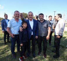 Dışişleri Bakanı Çavuşoğlu, Antalya'da vatandaşlarla buluştu