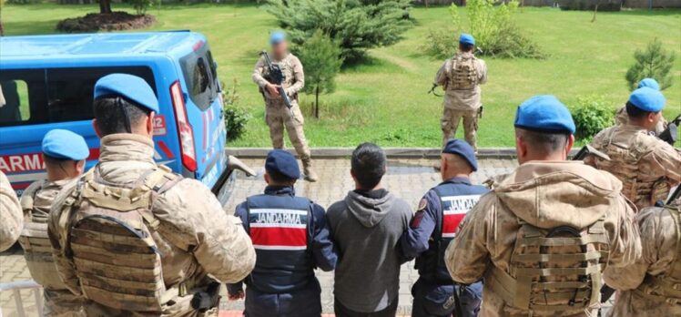 Diyarbakır'da 2 kişinin öldüğü silahlı saldırıyla ilgili aranan zanlı tutuklandı