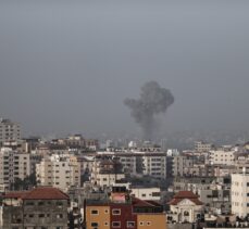 ﻿İsrail uçakları Gazze Şeridi'ne hava saldırısı düzenledi