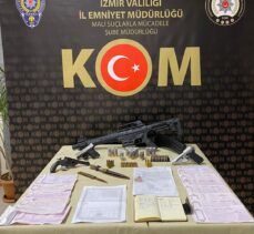 İzmir'de tefecilere yönelik operasyonda 4 zanlı tutuklandı