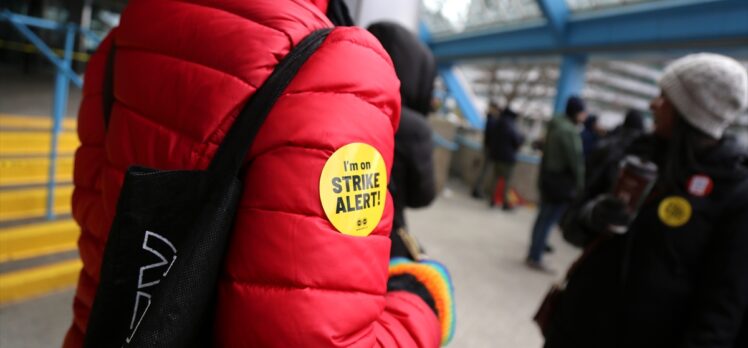 Kanada’da 155 bin kamu görevlisi greve gitti