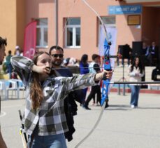 Kosova'da “Geleneksel Türk Okçuluğu 100. Yıl Kupası” yarışması düzenlendi