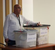 Kosova'nın kuzeyinde olağanüstü yerel seçimlerde oy kullanma işlemi sona erdi