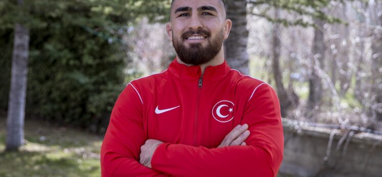Milli güreşçi Feyzullah Aktürk, son Avrupa şampiyonu unvanını koruma peşinde: