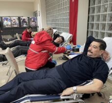 Polisler, Bolu'da Türk Kızılaya kan bağışında bulundu