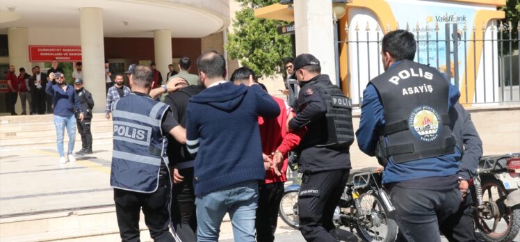 Şanlıurfa'da kavgaya karıştıkları iddiasıyla 12 kişi gözaltına alındı