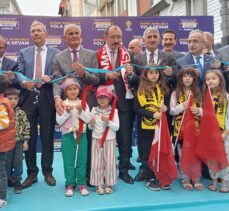Ticaret Bakanı Mehmet Muş, Terme'de seçim koordinasyon merkezinin açılışını yaptı