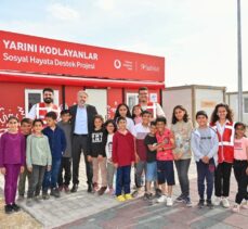 Vodafone, Adıyaman'da çocuklar için “konteyner teknoloji sınıfı” kurdu