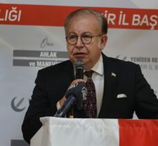 Yeniden Refah Partisi Genel Başkanı Erbakan, İzmir'deki iftar programında konuştu: