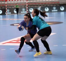 Hentbolda Yıldız Kızlar Türkiye Şampiyonası Kastamonu'da sürüyor