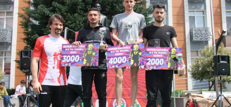 Zonguldak'ta 2. Ulusal Devrek Safder Kartoğlu Yarı Maratonu koşuldu