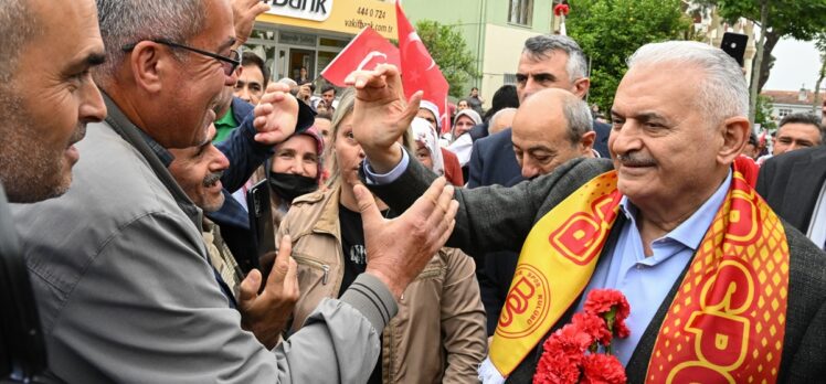 AK Parti Genel Başkanvekili Binali Yıldırım, Bayındır'da konuştu: